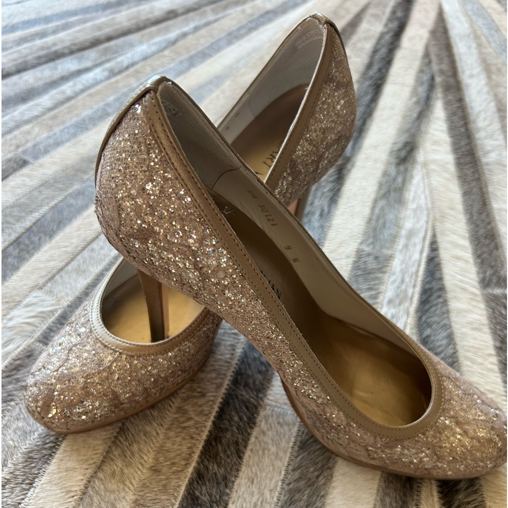 SOLD Stuart Weitzman heels US 9